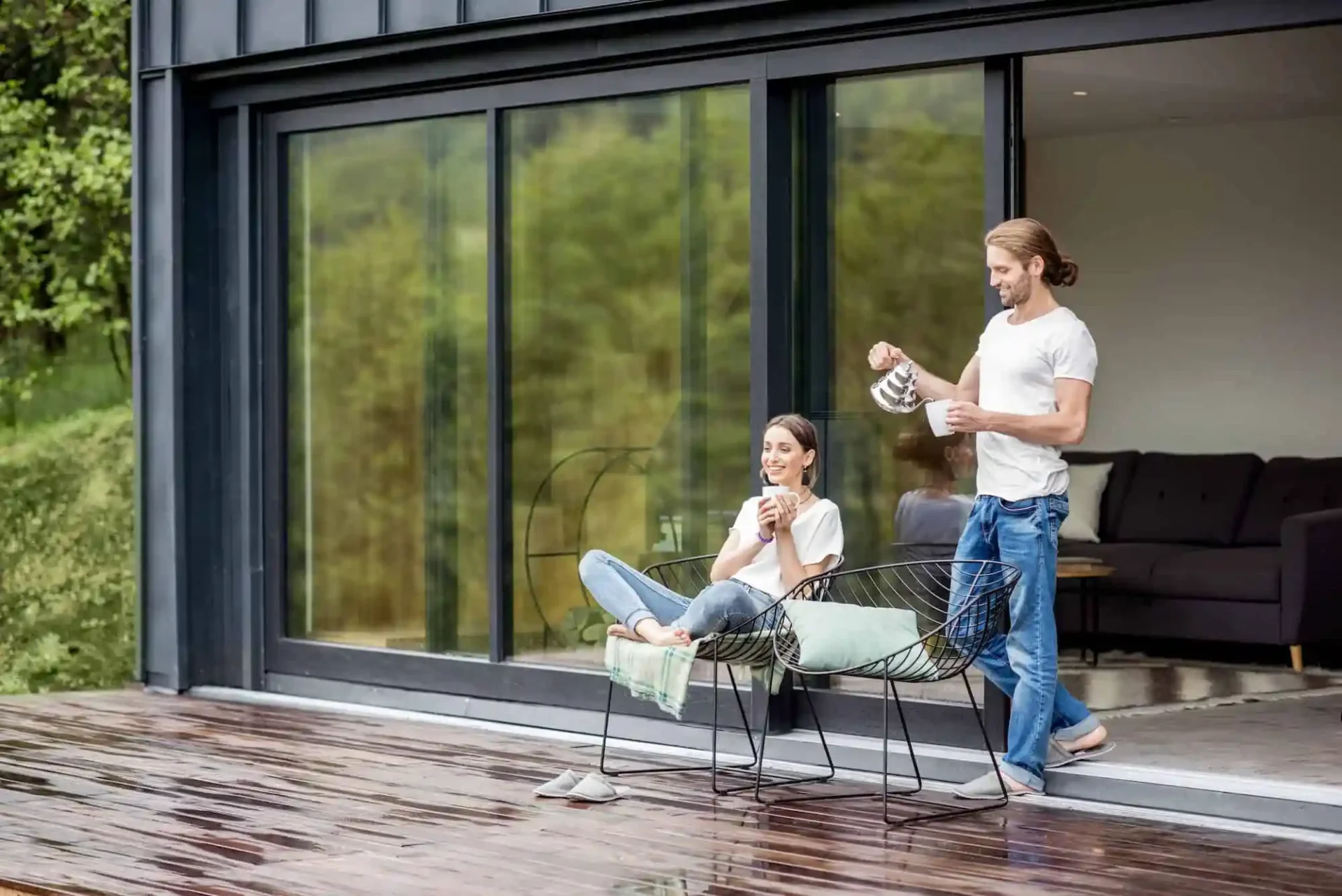 couple-on-the-terrace-of-the-modern-house